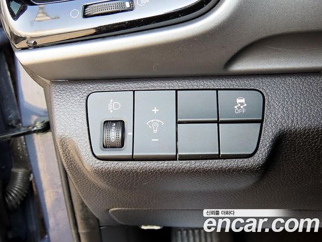 Kia Stonic 1.4 Trendy 2020 — фото 16