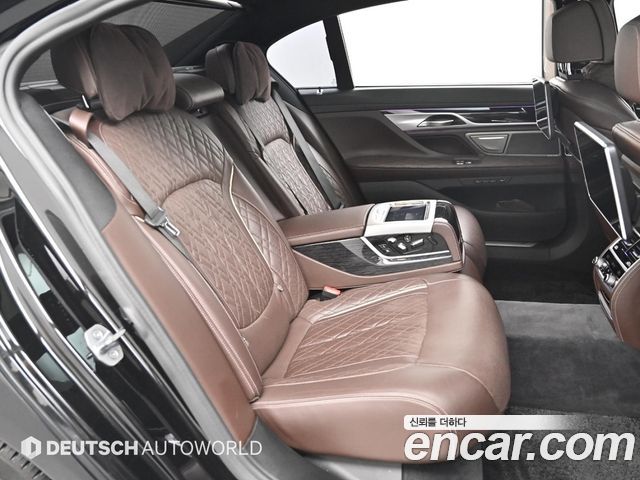 BMW 7 Series (G11) 740Li xDrive M Sport Package 2020 — фото 7