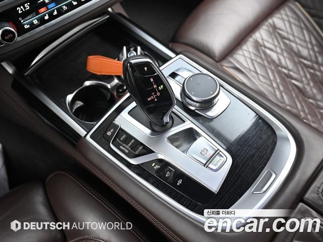 BMW 7 Series (G11) 740Li xDrive M Sport Package 2020 — фото 15