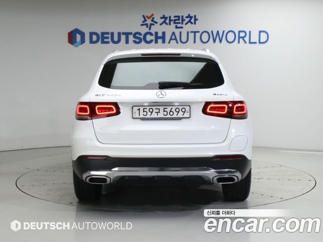 Mercedes-Benz GLC-Class (X253) GLC300e 4MATIC 2021 — фото 4