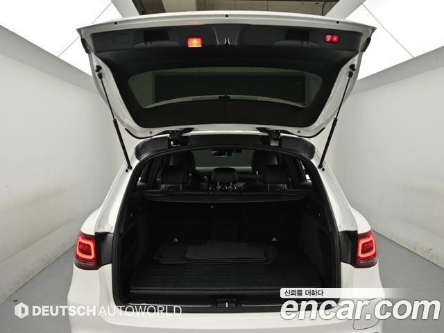Mercedes-Benz GLC-Class (X253) GLC300e 4MATIC 2021 — фото 23