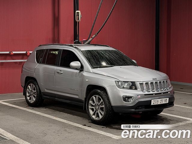 Jeep Compass 2.4 Limited 1st 2015 — фото 8