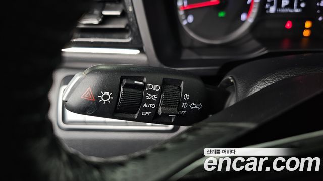 KG Mobility (SsangYong) Very New Tivoli Gasoline 1.5 2WD V5 2020 — фото 29