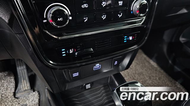 KG Mobility (SsangYong) Very New Tivoli Gasoline 1.5 2WD V5 2020 — фото 31