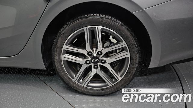 Kia K3 Trendy 2019 — фото 21