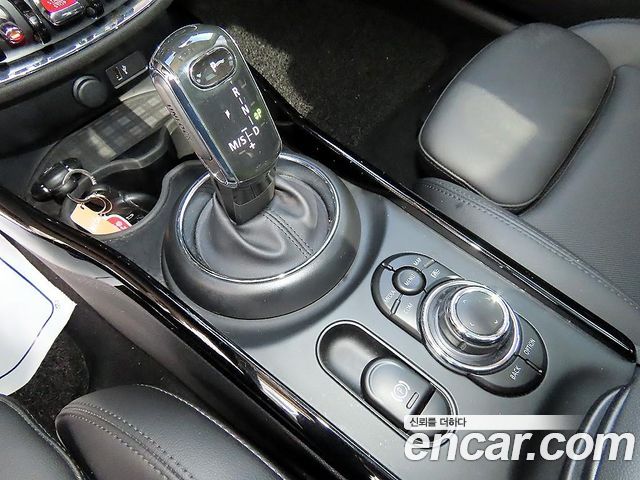 MINI Cooper Clubman Classic 2nd 2023 — фото 10