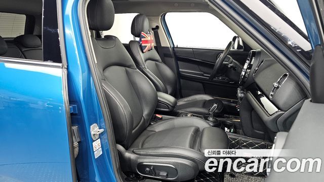MINI Cooper D Countryman ALL4 HIGH 2nd 2021 — фото 11