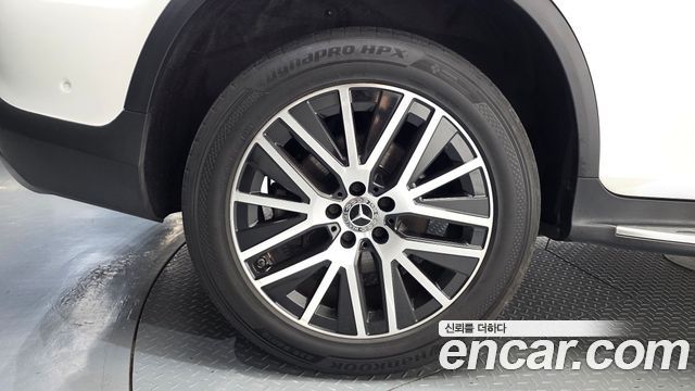 Mercedes-Benz GLC-Class (X253) GLC300e 4MATIC 2021 — фото 5