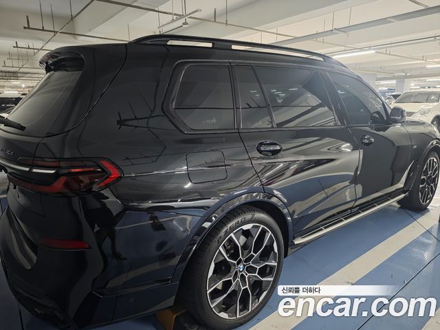 BMW X7 (G07) xDrive 40d M Sport 7 STR 2025 — фото 5