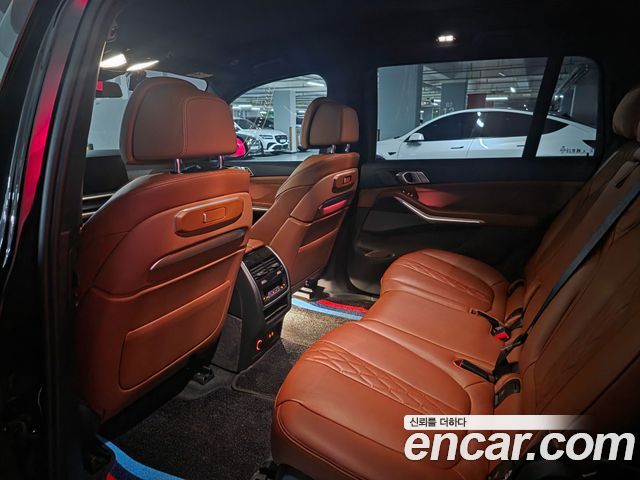 BMW X7 (G07) xDrive 40d M Sport 7 STR 2025 — фото 9