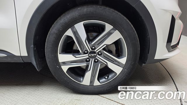 Kia Sorento (IV) HEV 1.6 2WD Noblesse 2023 — фото 5