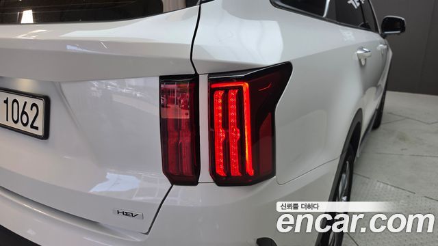Kia Sorento (IV) HEV 1.6 2WD Noblesse 2023 — фото 23