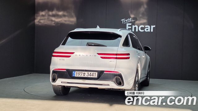 Genesis GV70 2.5T Gasoline AWD 2023 — фото 4