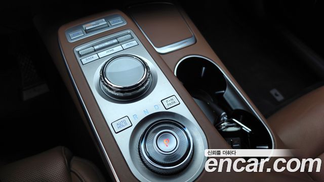 Genesis GV70 2.5T Gasoline AWD 2023 — фото 9