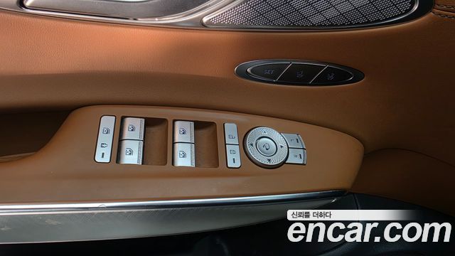 Genesis GV70 2.5T Gasoline AWD 2023 — фото 30