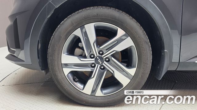 Kia Sorento (IV) HEV 1.6 2WD Prestige 2023 — фото 5
