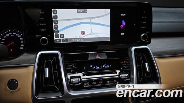 Kia Sorento (IV) HEV 1.6 2WD Prestige 2023 — фото 15