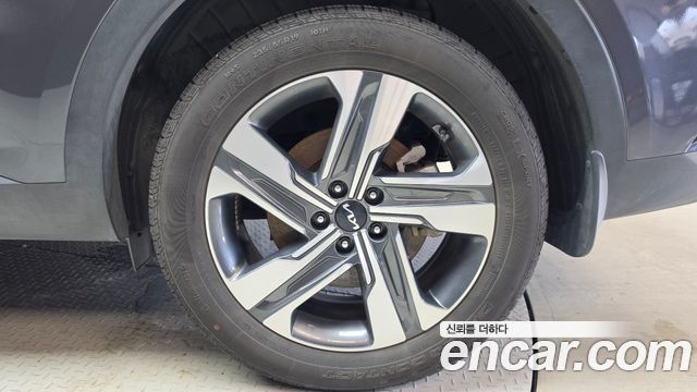 Kia Sorento (IV) HEV 1.6 2WD Prestige 2023 — фото 21