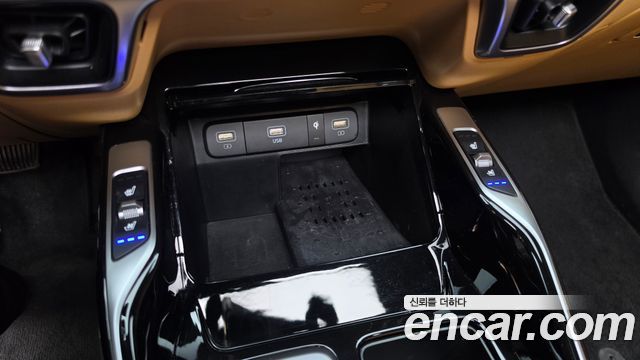 Kia Sorento (IV) HEV 1.6 2WD Prestige 2023 — фото 32