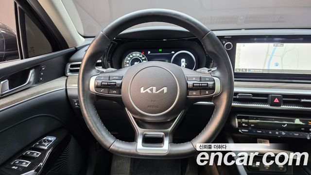 Kia K5 (III) 1.6 Turbo Signature 2022 — фото 13