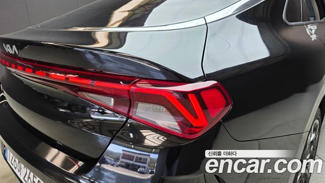 Kia K5 (III) 1.6 Turbo Signature 2022 — фото 23
