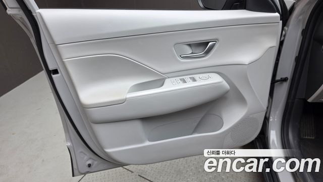 Hyundai Kona Hybrid (SX2) Premium 2023 — фото 24