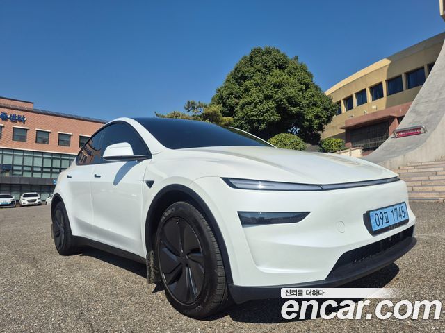 Tesla Model Y Premium RWD 2026 — фото 16