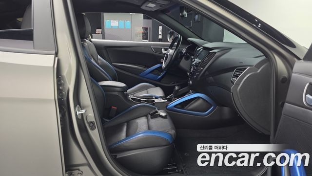 Hyundai Veloster 1.6 Turbo D Spec 2017 — фото 11