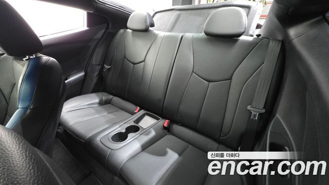 Hyundai Veloster 1.6 Turbo D Spec 2017 — фото 12