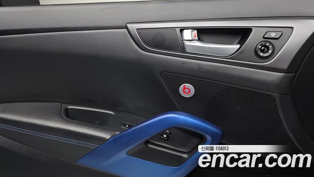 Hyundai Veloster 1.6 Turbo D Spec 2017 — фото 19