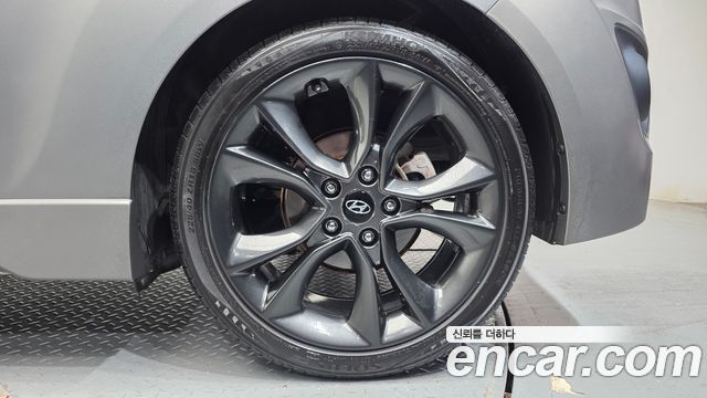 Hyundai Veloster 1.6 Turbo D Spec 2017 — фото 21