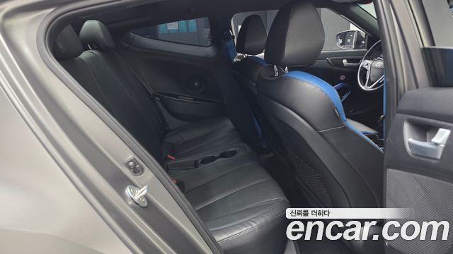 Hyundai Veloster 1.6 Turbo D Spec 2017 — фото 26