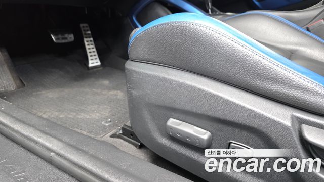 Hyundai Veloster 1.6 Turbo D Spec 2017 — фото 28