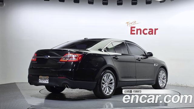 Ford Taurus 3.5 Limited 6th 2015 — фото 2