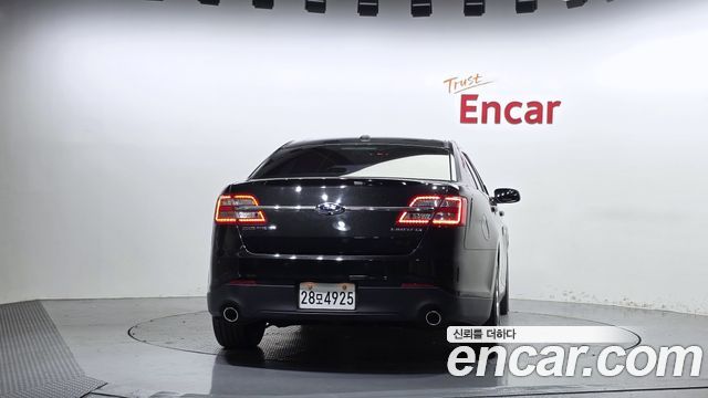 Ford Taurus 3.5 Limited 6th 2015 — фото 4