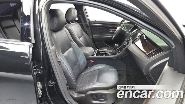 Ford Taurus 3.5 Limited 6th 2015 — фото 11