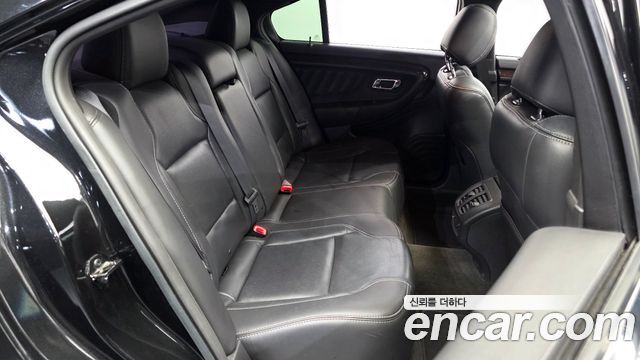 Ford Taurus 3.5 Limited 6th 2015 — фото 12