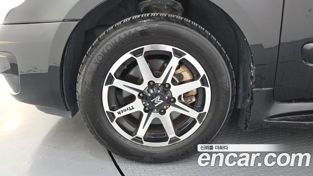 Kia Carnival R New Carnival Limousine GLX High-Deluxe 2012 — фото 5