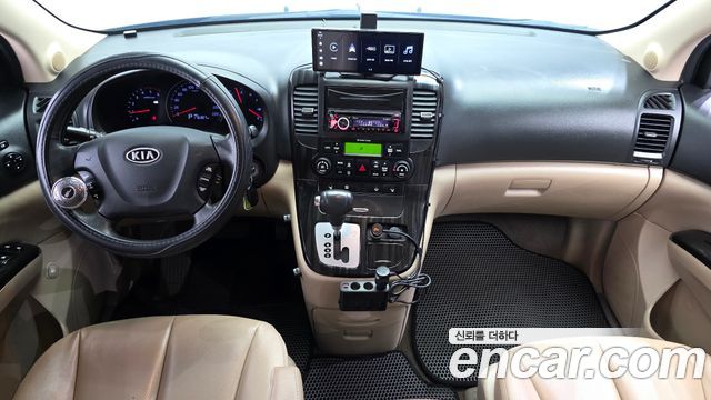 Kia Carnival R New Carnival Limousine GLX High-Deluxe 2012 — фото 7