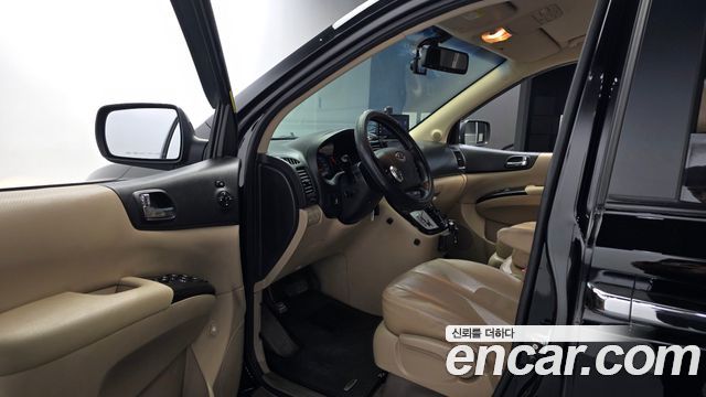 Kia Carnival R New Carnival Limousine GLX High-Deluxe 2012 — фото 10