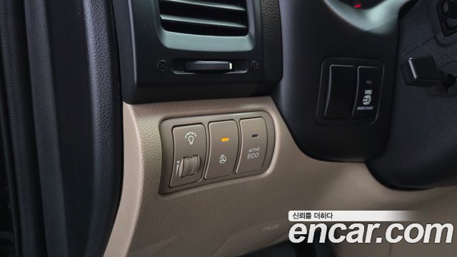 Kia Carnival R New Carnival Limousine GLX High-Deluxe 2012 — фото 27