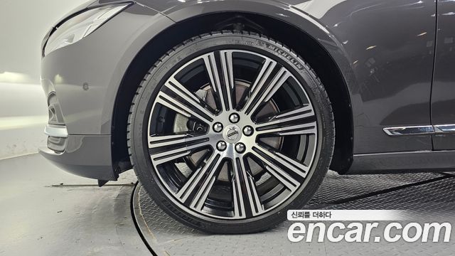 Volvo S90 B6 AWD Ultimate Bright 2023 — фото 5