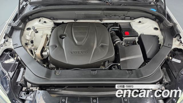 Volvo XC60 (II) D5 Inscription 2019 — фото 6