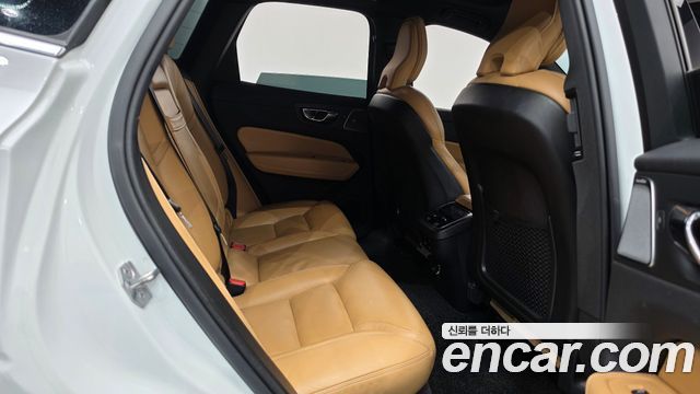 Volvo XC60 (II) D5 Inscription 2019 — фото 11