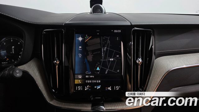 Volvo XC60 (II) D5 Inscription 2019 — фото 12
