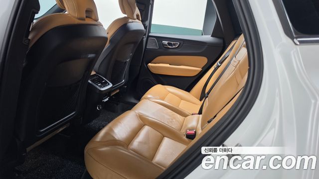 Volvo XC60 (II) D5 Inscription 2019 — фото 19