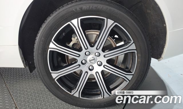 Volvo XC60 (II) D5 Inscription 2019 — фото 21