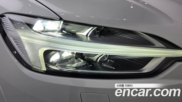 Volvo XC60 (II) D5 Inscription 2019 — фото 22