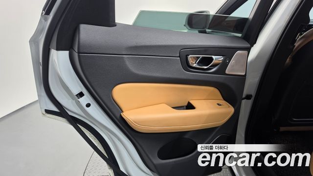 Volvo XC60 (II) D5 Inscription 2019 — фото 25