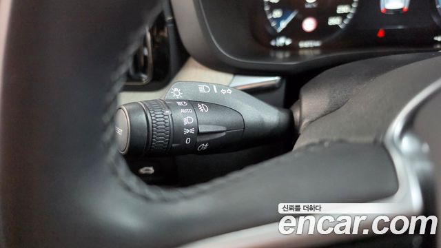 Volvo XC60 (II) D5 Inscription 2019 — фото 28